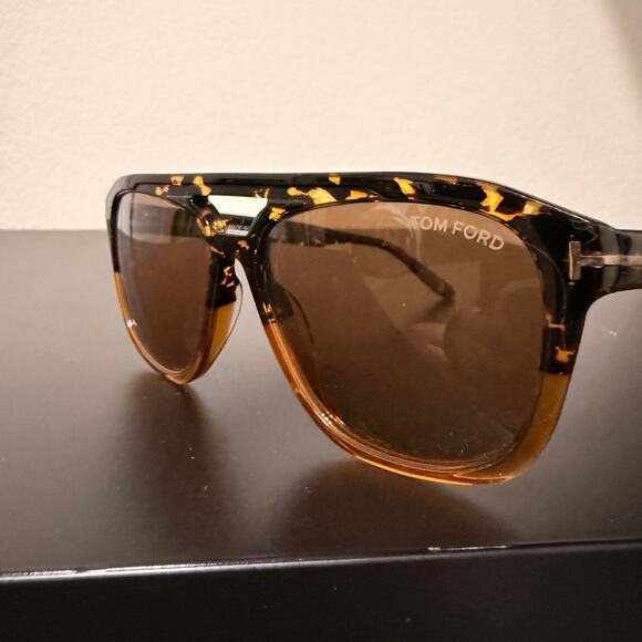 Tom Ford GERRARD 776 56E Dark Havana / Brown Sunglasses TF776 56E 56mm main image 2